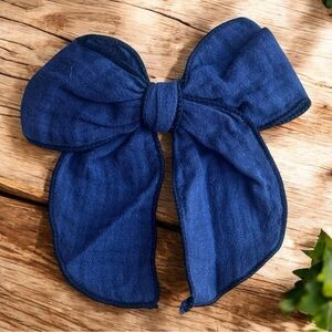 GUAZE BLUE FABLE Hair Bow NWT